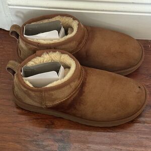 UGG Classic Ultra Mini Slip-On Boots in Chestnut